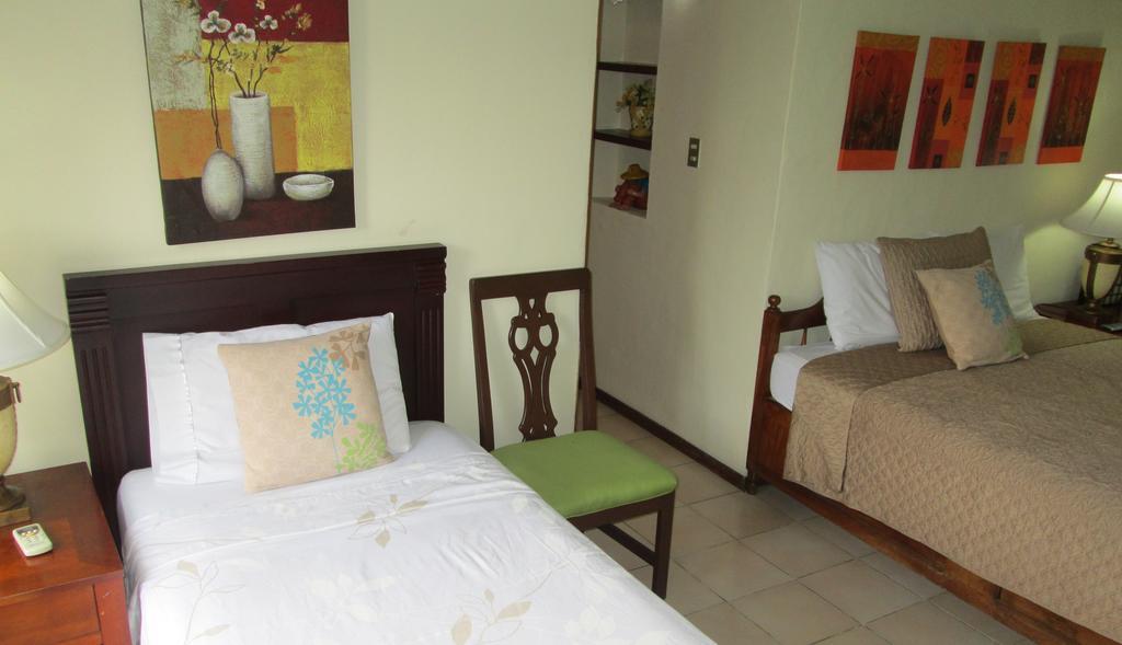 Hotel San Mateo San Salvador Phòng bức ảnh