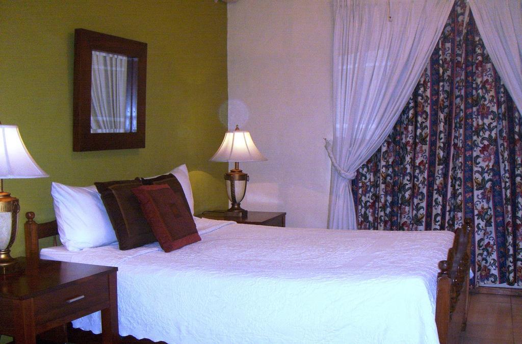 Hotel San Mateo San Salvador Phòng bức ảnh